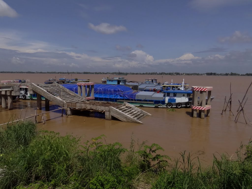 chuyen hang tu Ben Tre sang Campuchia