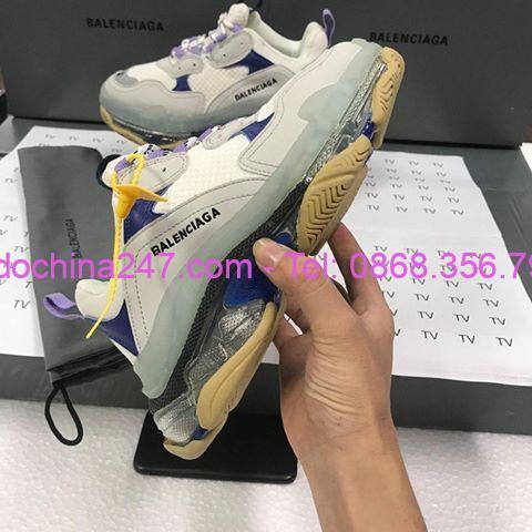 Chuyển phát nhanh hàng xách tay quần áo giày dép đi Nhật. 