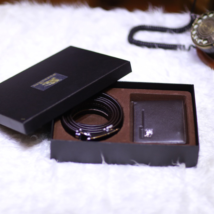 Dịch vụ mua hộ chuyển phát nhanh thắt lưng ví da từ Nhật về Việt Nam